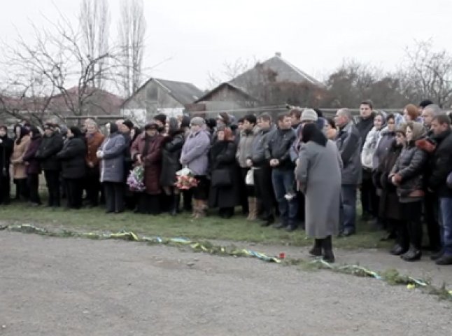 "Я не можу зараз говорити, бо я поранення дістав, але все буде добре!", – одні з останніх слів загиблого у зоні АТО закарпатця