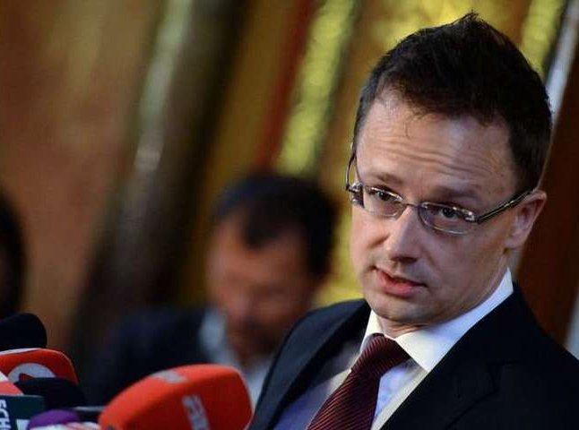 Петер Сіярто в Ужгороді розповів, коли Угорщина перестане блокувати співпрацю України з НАТО