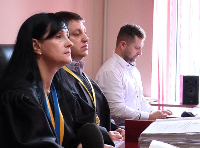 У Мукачеві відбулось чергове судове засідання у справі вбивства 27-річного Михайла Глеби