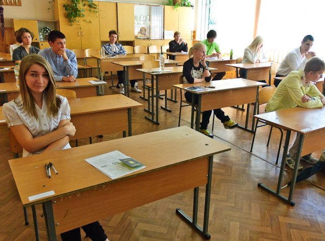 В Ужгороді найбільше учнів, які отримали найвищий бал на ЗНО, у Мукачеві таких тільки троє