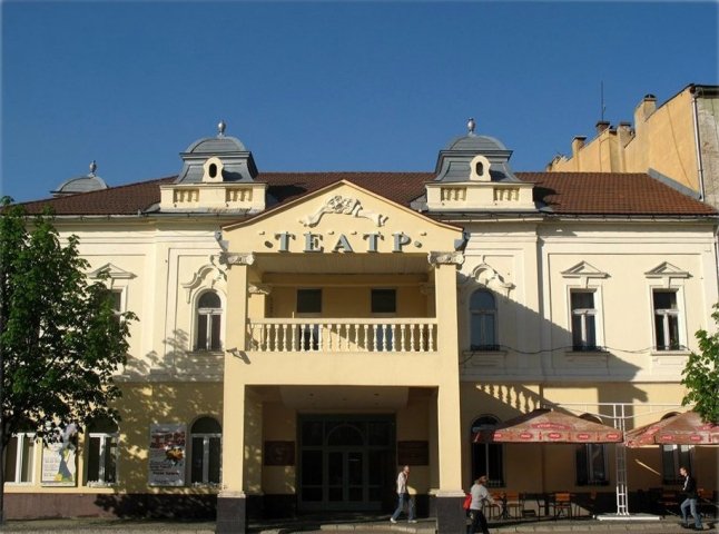У Мукачеві стартують осінні театральні вечори
