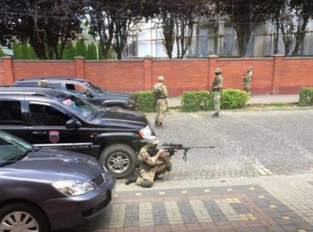 Сьогодні відбудеться суд над бійцем "Правого сектору", якого підозрюють у вчиненні теракту в Мукачеві