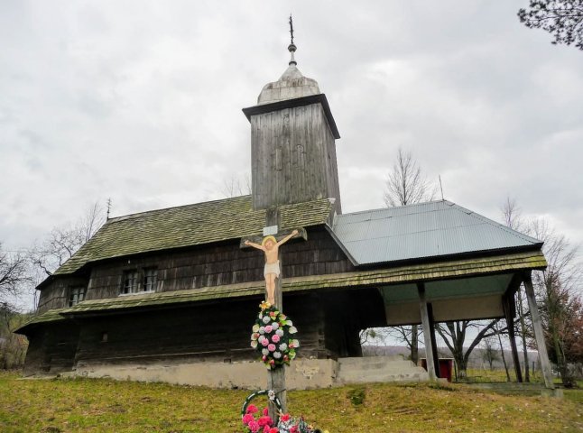 У селі Вільховиця поховають загиблого на війні Івана Діуса