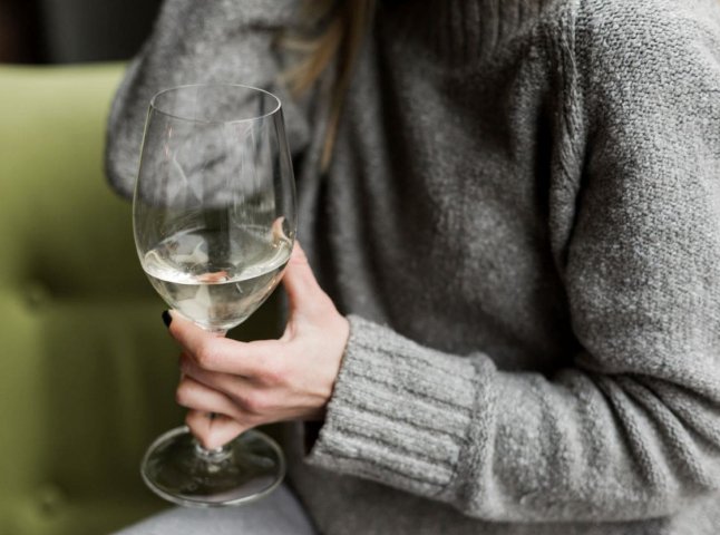 Порушення норми в 14 разів: поліція розповіла про зухвалий випадок в Ужгороді