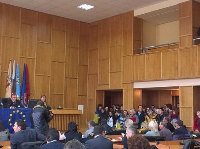 В Ужгороді депутати провалили голосування за приєднання міста до всеукраїнського страйку