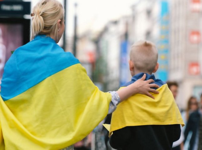 Для українців, які виїхали за кордон, оприлюднили важливу новину