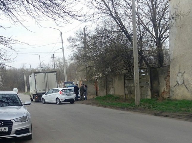 В Ужгороді сталася ДТП за участі вантажівки та легковика