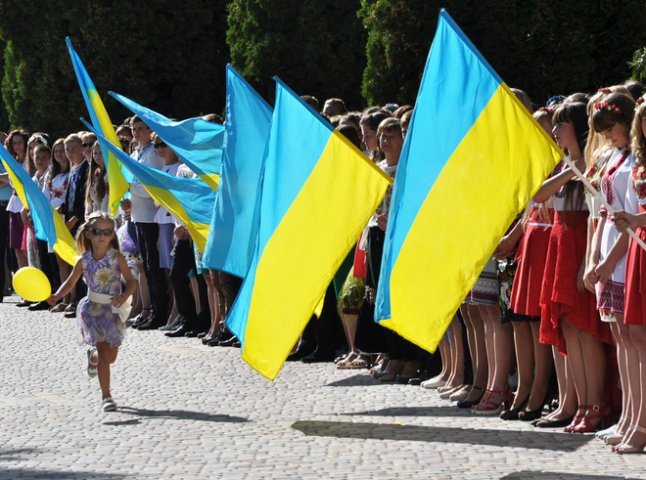 Зеленський переніс дату святкування одного зі знаковий празників в Україні
