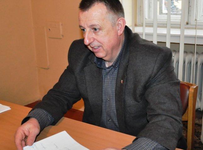 Заступник голови Закарпатської облради пообіцяв допомогти жителям області, які постраждали внаслідок "снігового паводку"