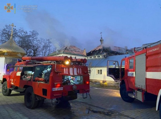 На Закарпатті рано-вранці горів жіночий монастир