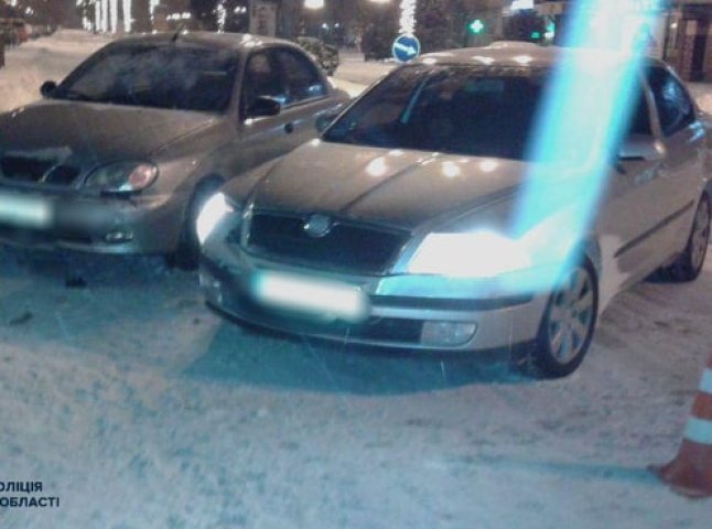 В Ужгороді жінка порушила ПДР і скоїла аварію