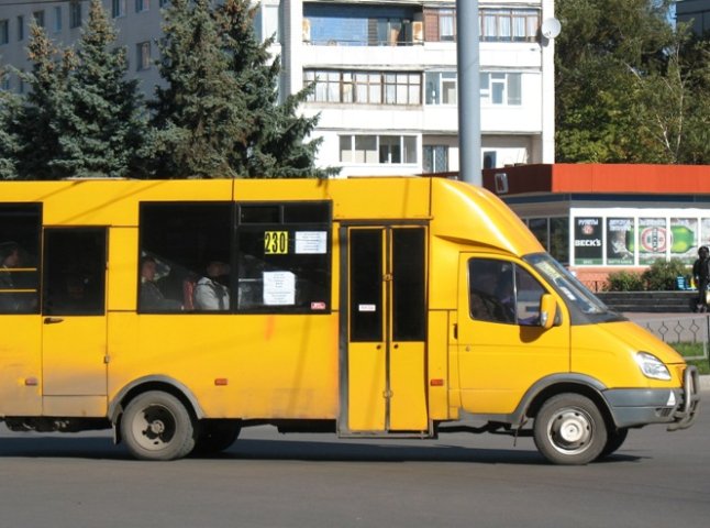 Водії ужгородських маршруток прокоментували підвищення тарифу на проїзд