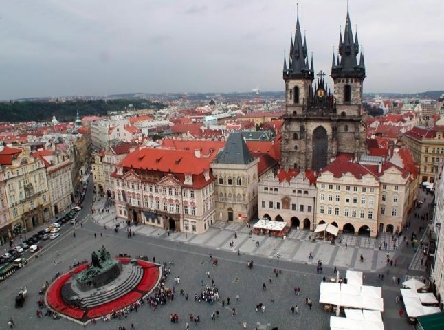 Україна додала Чехію і ще 10 країн у список "червоної зони"