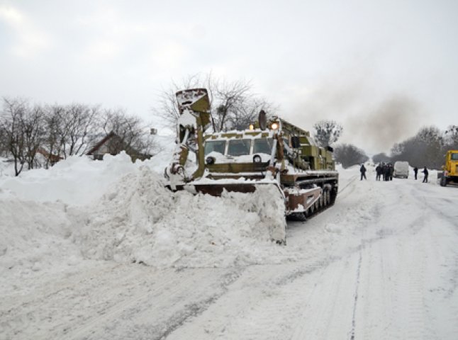 Ужгороду не вистачає снігоочисної техніки