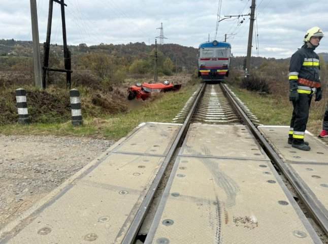 В області сталася смертельна ДТП. Загинув 70-річний водій легковика