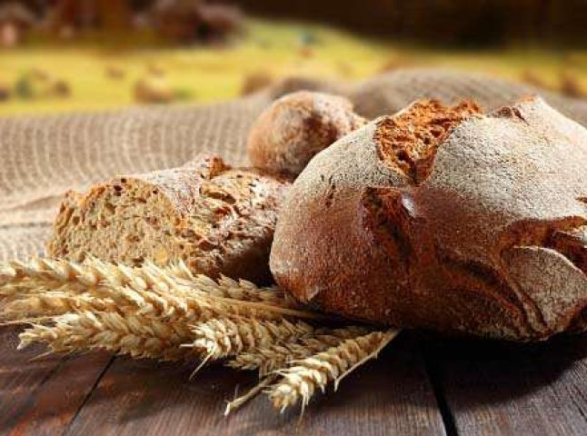 В Україні подорожчають хліб та солодощі
