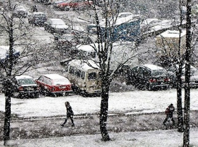 На Закарпатті очікується сильний сніг 15 та 16 грудня