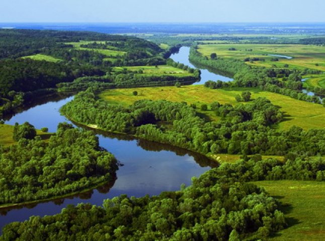 Прокуратура повернула іршавчанам 45 гектарів землі