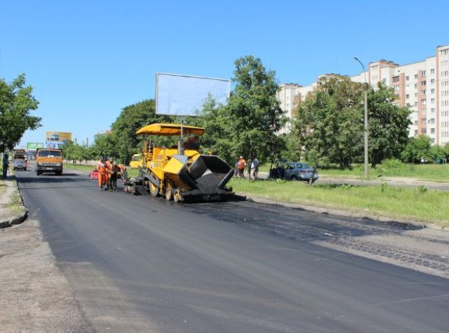 В Ужгородці обмежили рух транспорту на вулиці 8 Березня