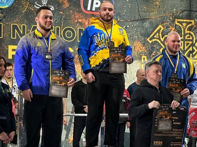 Чемпіоном України з класичного жиму лежачи став спортсмен із Мукачева