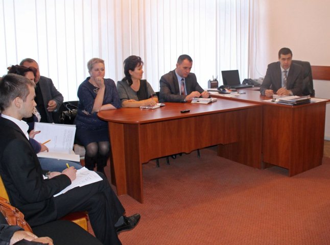 Голова Виноградівської РДА зустрівся з громадськими активістами