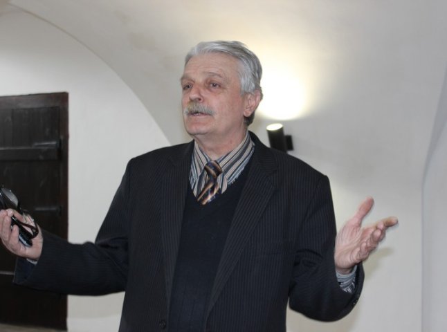 Письменник-ювіляр Василь Густі зустрівся з мукачівськими читачами