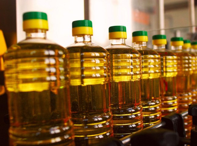 Вартість олії змінилась: яка тепер її ціна у супермаркетах
