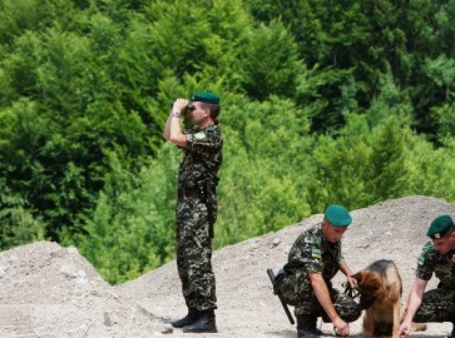 Вихідці з Кавказу не змогли подолати гори на Березнянщині (ФОТО)