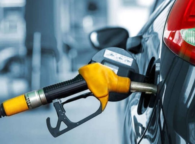 Експерт спрогнозував, як можуть змінитись ціни на бензин, дизель та автогаз