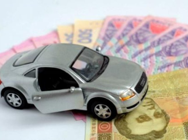 Закарпатські власники VIP-автомобілів принесли в бюджет значну суму коштів