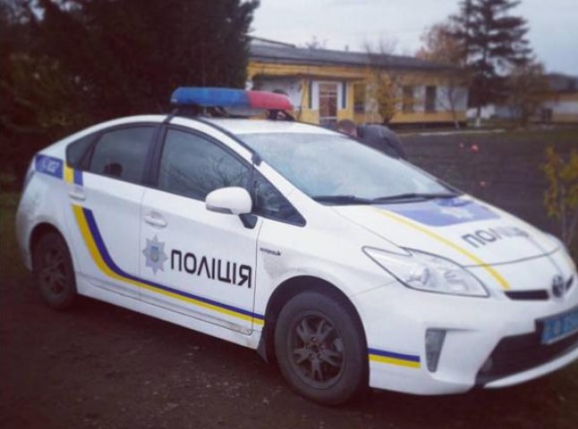 Закарпатська поліція вже отримала автомобілі "Toyota Prius"