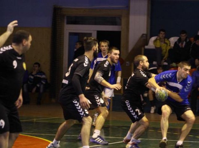 В Ужгороді завершились змагання "Карпатської ліги" з гандболу