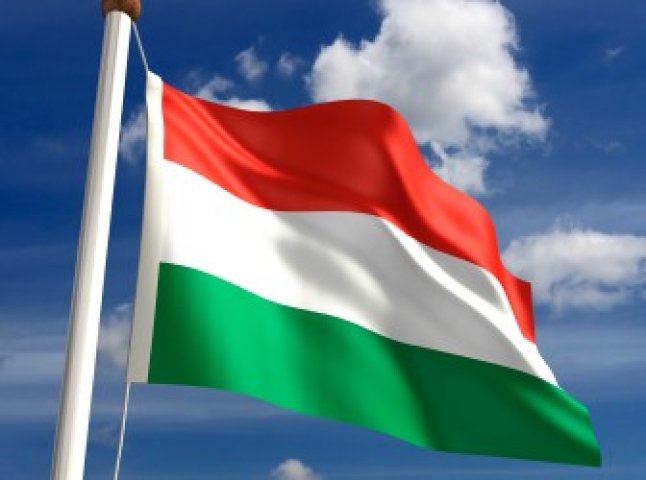 Громада Мукачева виступає за те, щоб вивчати у школах міста угорську мову у статусі другої іноземної