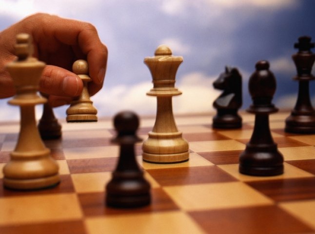 Мукачево другий рік поспіль взяло верх над Ужгородом у змаганні найкращих шахістів міст-сусідів