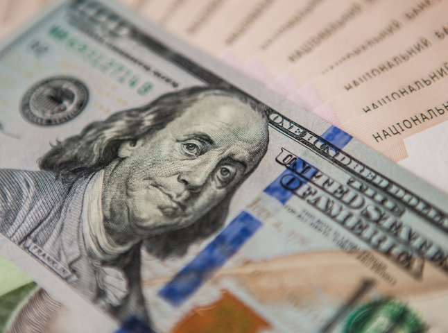 Експерт спрогнозував курс долара до кінця року
