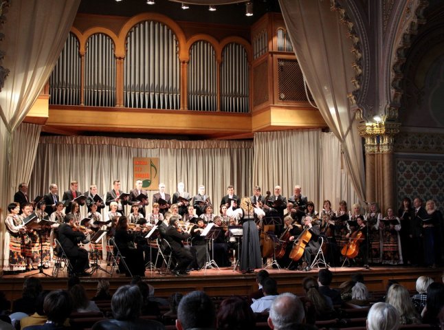 В Ужгородській філармонії відкрився фестиваль "Музика без кордонів"