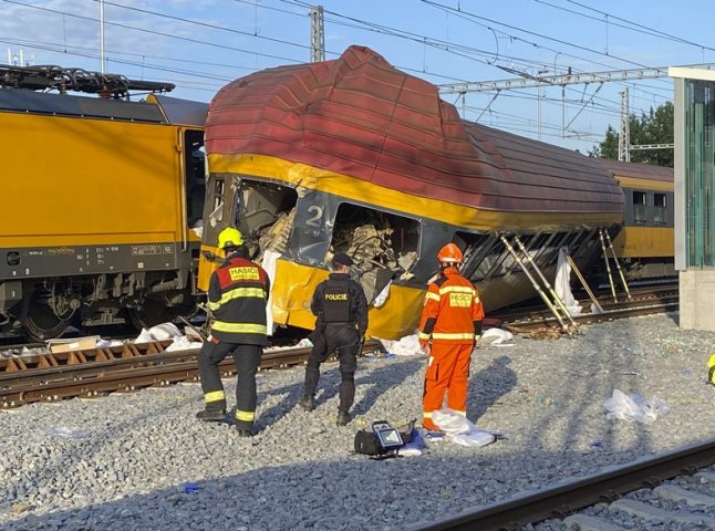 У залізничній катастрофі в Чехії загинули дві українки, — МЗС