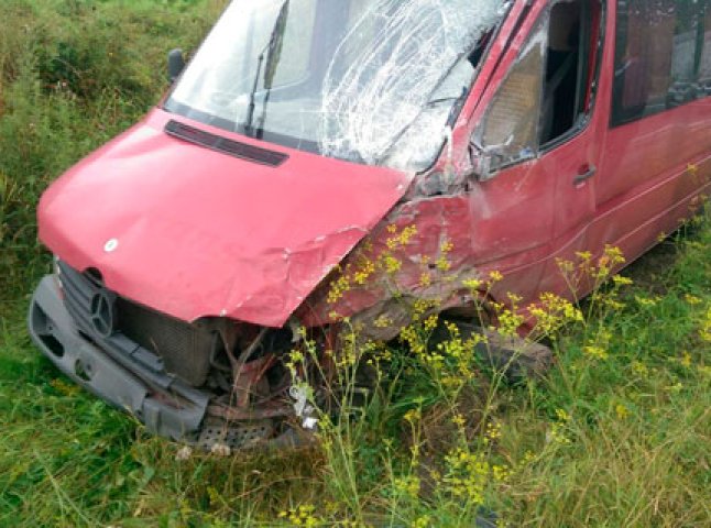 Офіційно про ДТП на Львівщині: загинув водій та пасажир автобусу із Закарпаття