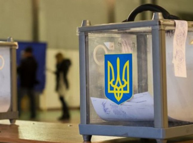 Явка виборців: скільки українців сьогодні проголосували