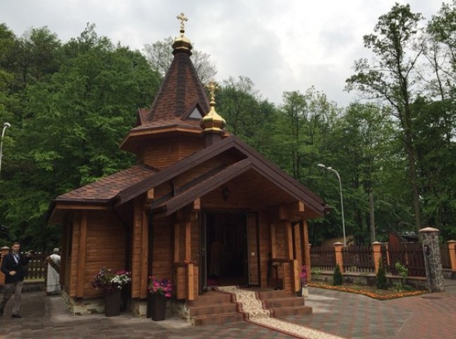На Мукачівщині освятили дерев’яний храм (ФОТО)