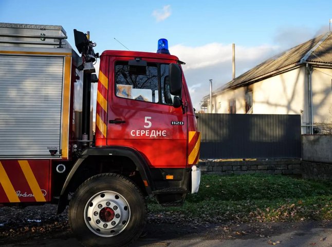 Рятувальники розповіли про пожежу, яка вирувала в одному з сіл Ужгородського району