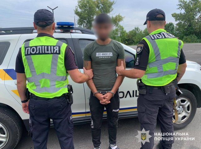 В області затримали 25-річного чоловіка. Відомо, у чому його підозрюють В області затримали 25-річного чоловіка. Відомо, у чому його підозрюють