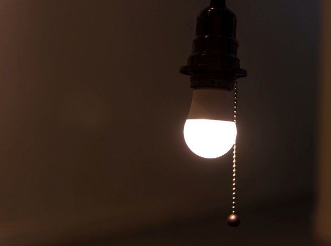 Графік відключень на 2 лютого: коли в понеділок не буде світла