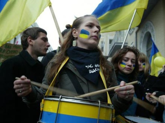 Оголошена загальна мобілізація на захист української мови