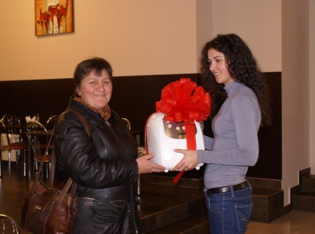 Цими вихідними на двох власників хлібопічок у Мукачеві стало більше (ФОТО)
