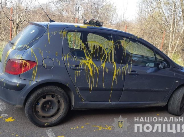 Факт пошкодження автомобіля депутата в Ужгороді розслідує поліція