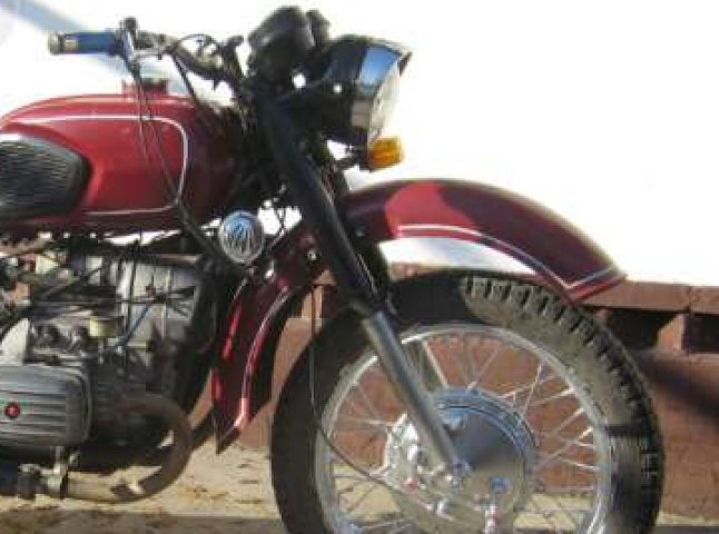 Мукачівські міліціонери знайшли викрадача мотоцикла, ним виявився однокурсник потерпілого