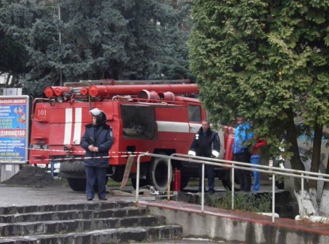 Замінування Ужгородської міськради не підтвердилось, міліція шукає жартівника