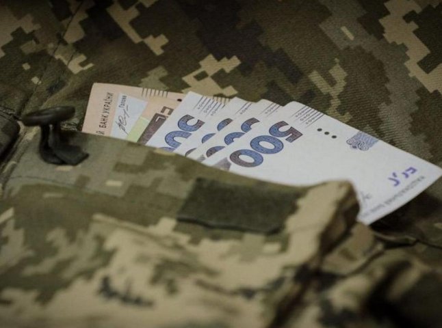 Скільки отримуватимуть військові у 2023 році: затверджено нові виплати