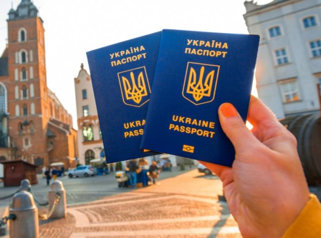 Як українців пускатимуть в Європу із 2022 року: нові правила безвізу
